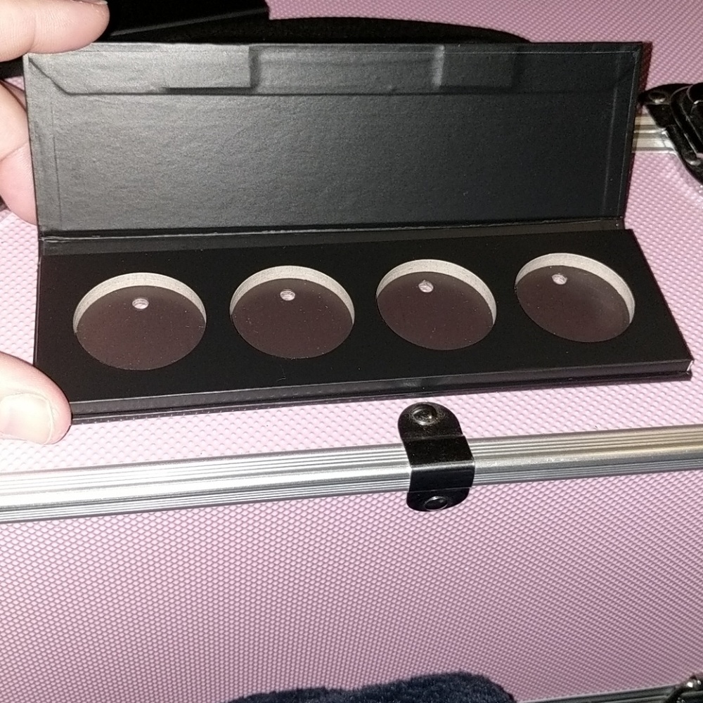 Younique Quad Palette